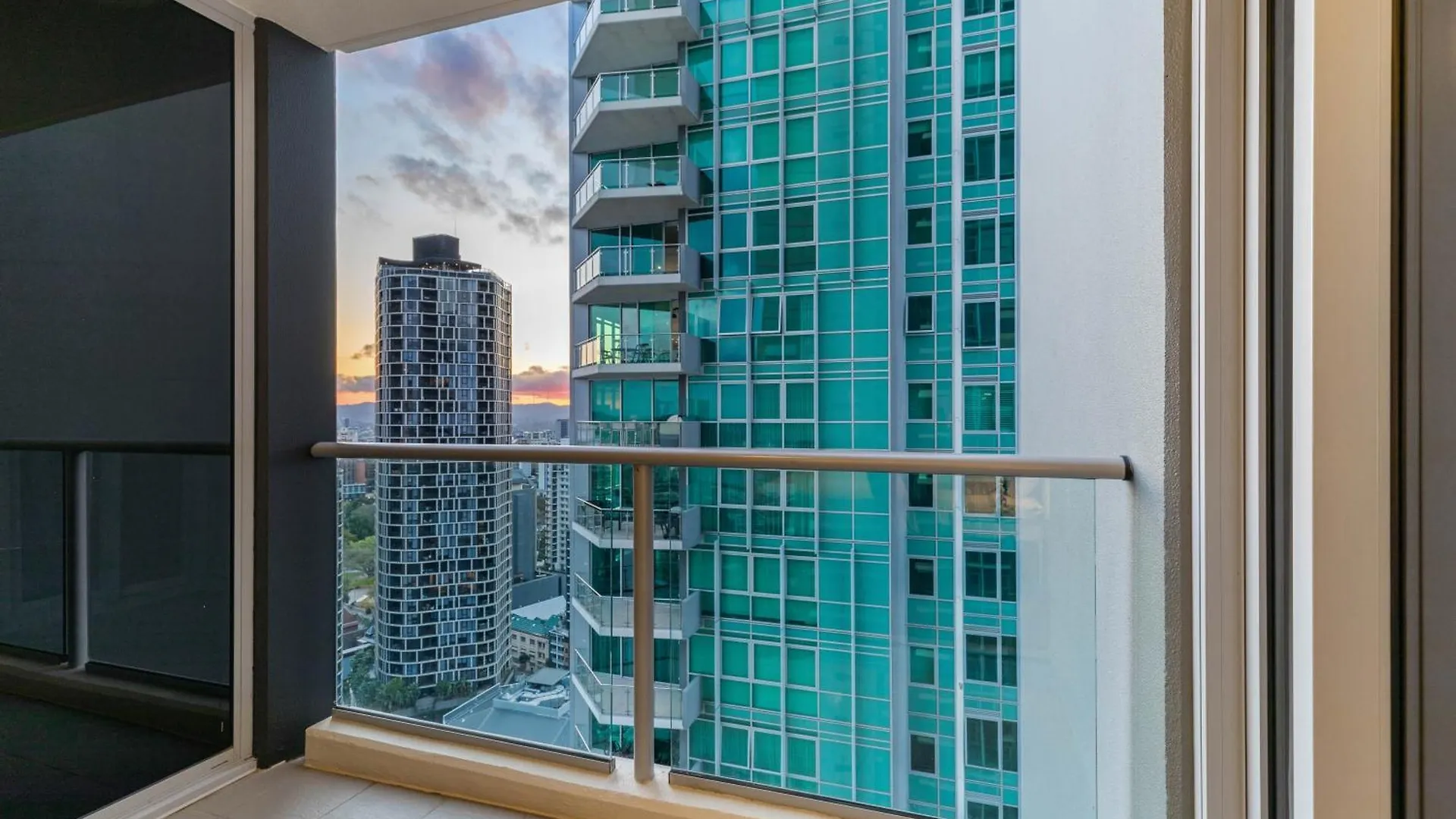 Aab Apartments Skyline Brisbane